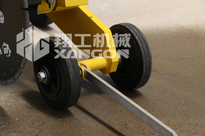 液壓圓(yuán)盤切割(ge)鋸