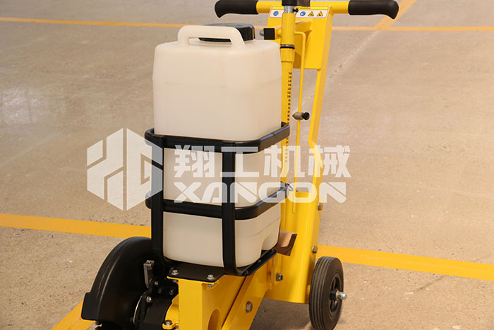 液壓圓(yuán)盤切割(gē)鋸 液壓(ya)圓盤切(qiē)割鋸