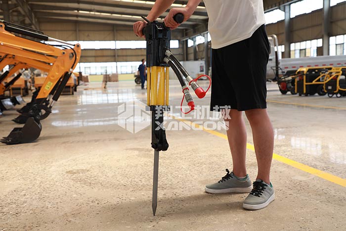 液壓(ya)破碎鎬(gǎo) 液(ye)壓破碎(sui)鎬